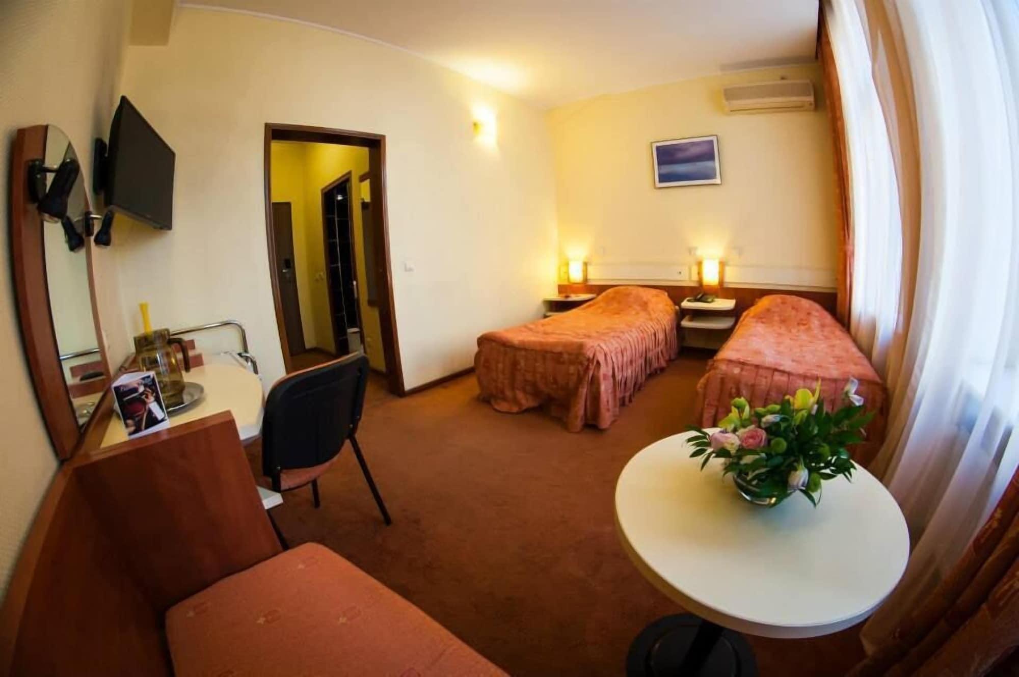 Hotel Astoria City Center Iasi Luaran gambar